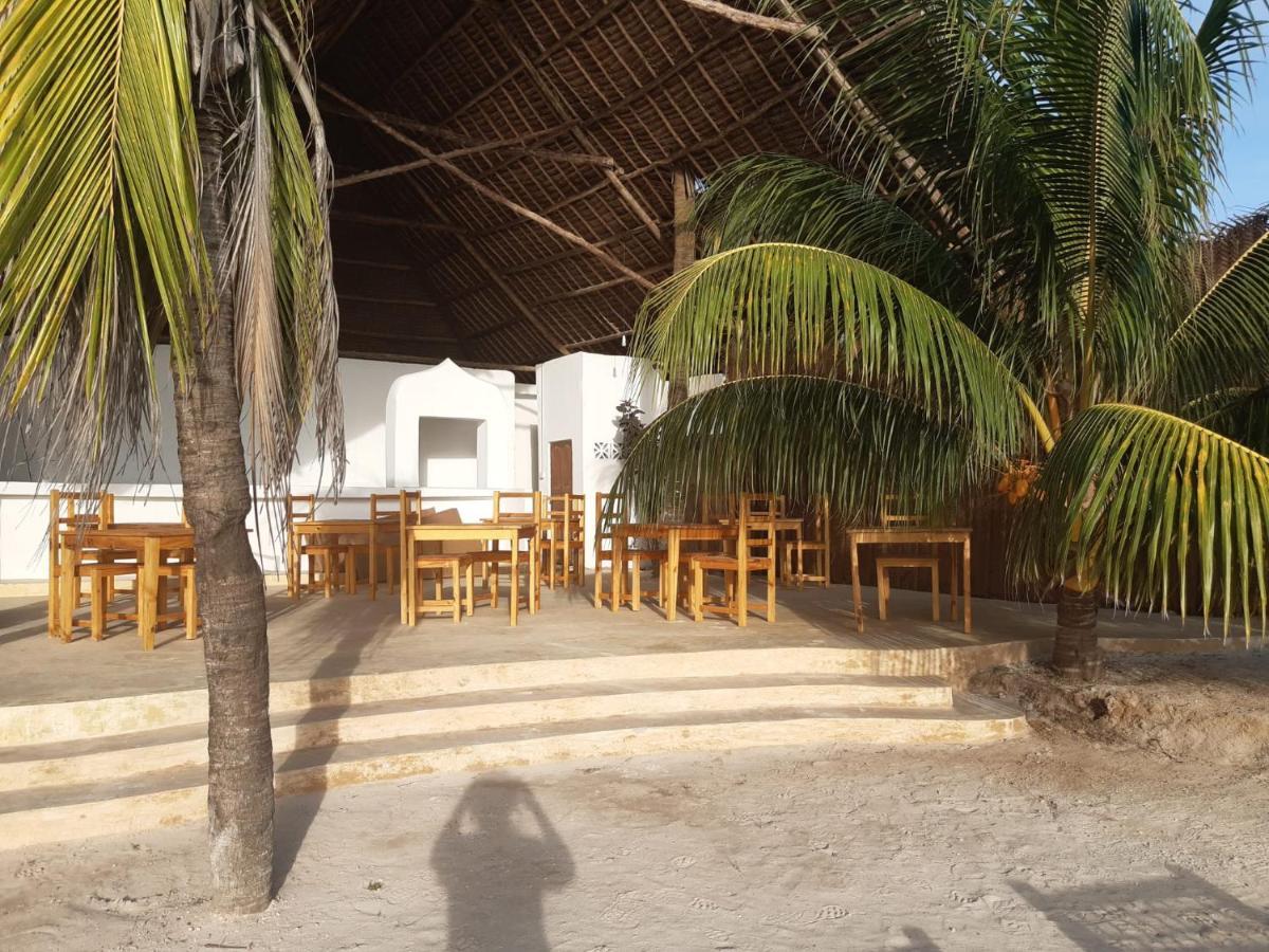 Uroa Zanzibar Vera Beach Hotel By Moonshine Dikoni Buitenkant foto