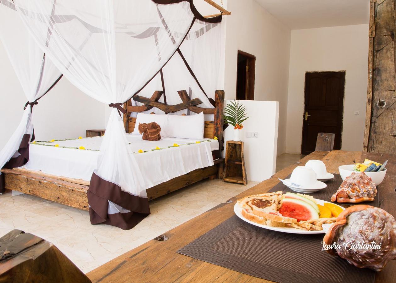 Uroa Zanzibar Vera Beach Hotel By Moonshine Dikoni Buitenkant foto