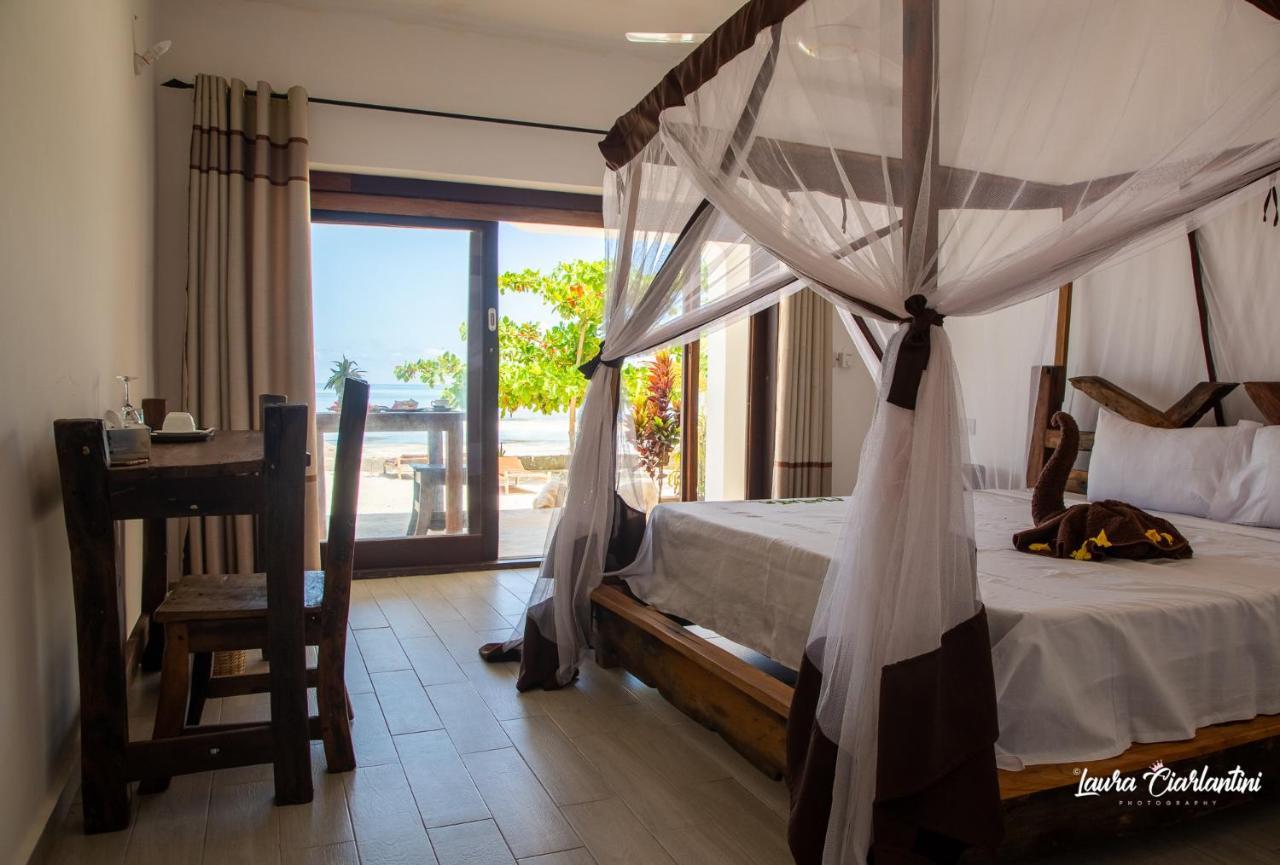 Uroa Zanzibar Vera Beach Hotel By Moonshine Dikoni Buitenkant foto