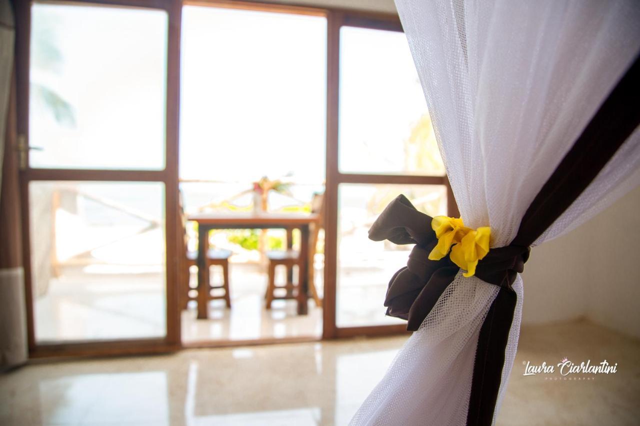 Uroa Zanzibar Vera Beach Hotel By Moonshine Dikoni Buitenkant foto