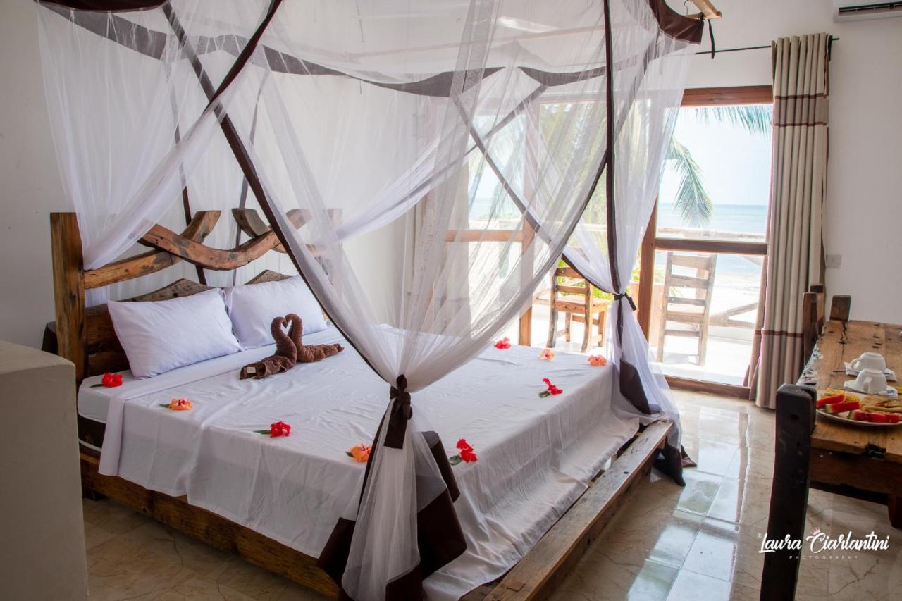 Uroa Zanzibar Vera Beach Hotel By Moonshine Dikoni Buitenkant foto