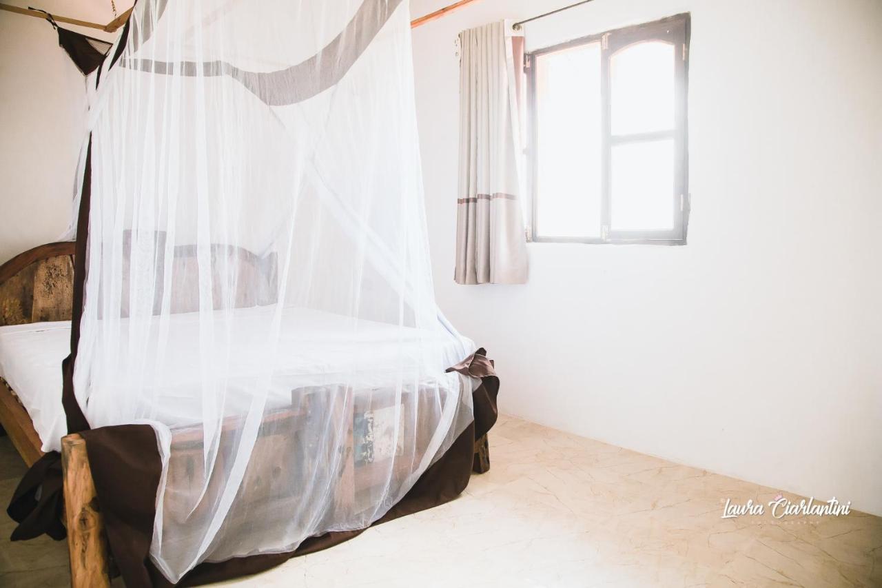 Uroa Zanzibar Vera Beach Hotel By Moonshine Dikoni Buitenkant foto